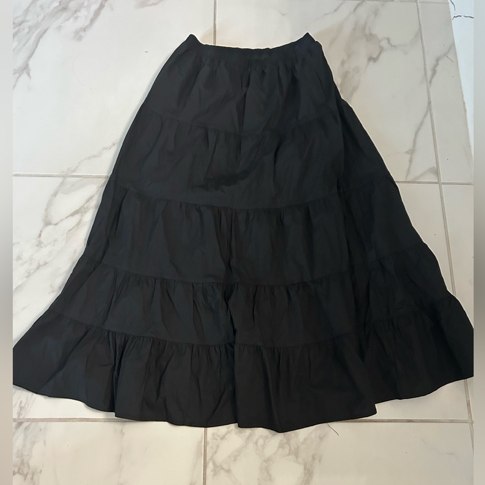 Nia Elegant Black Tiered A-Line Skirt